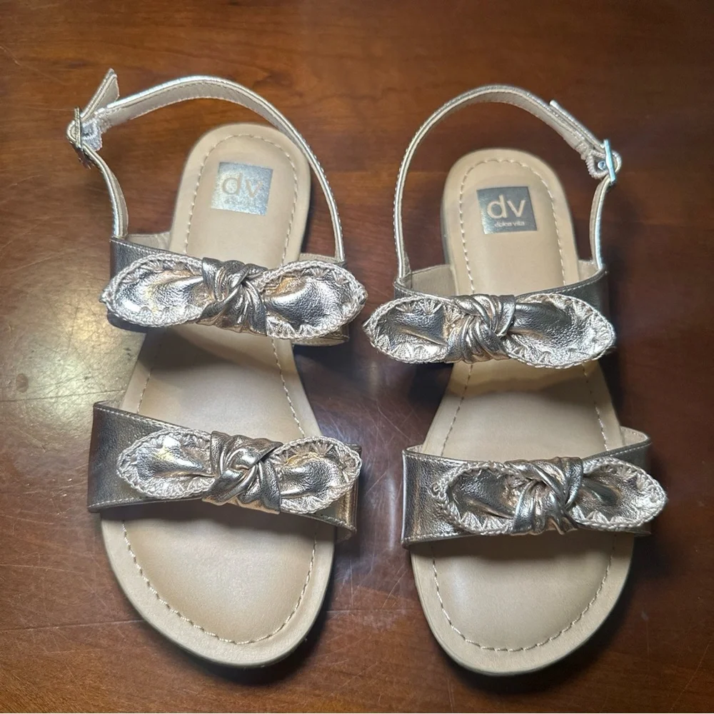 New Big Kids Dolce Vita Caicey‎ Rose Gold Bow Ankle Strap Sandals Size 3Y